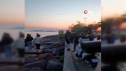 Bottan denize düşen üç kişiden biri kayıp