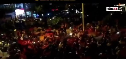 AKP'nin ortağı HÜDA-PAR mitinginde ‘Dik dur eğilme Hizbullah seninle’ sloganları atıldı