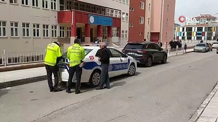 Okuldan çıkan çocuğa araba çarptı