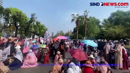 Geruduk Kedubes, Massa Minta Amerika Berhenti Pasok Senjata ke Israel