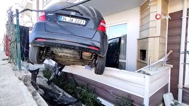 Davetsiz misafir! Dairenin balkonuna girdi…