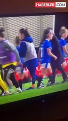 Celtic-Rangers derbisinde teknik direktöre kafa atıldı