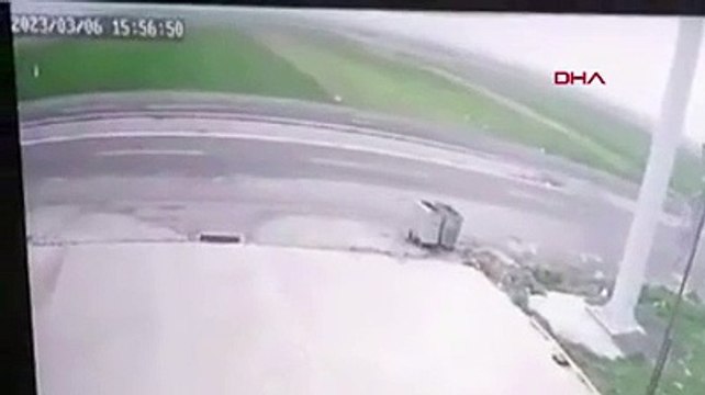 Şırnak'ta 8 kişinin yaralandığı kazanın güvenlik kamerası görüntüleri ortaya çıktı