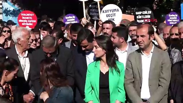 Tülay Hatimoğulları Van'da konuştu