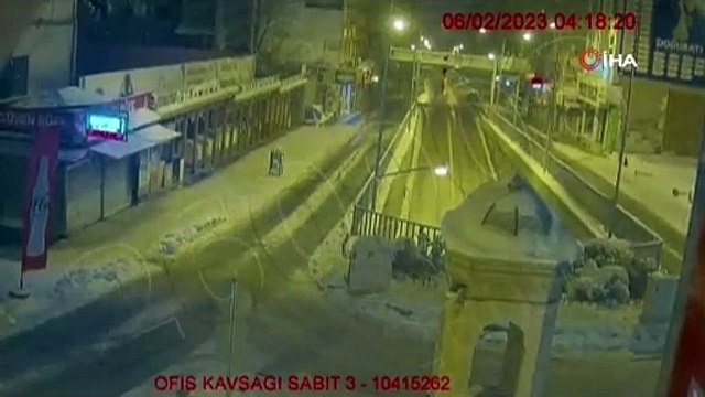 Kanada'dan depremden etkilenenlere vize kolaylığı