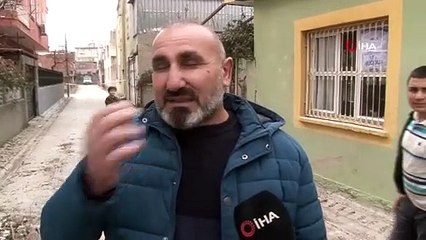 Minare 3 katlı evin üzerine düştü
