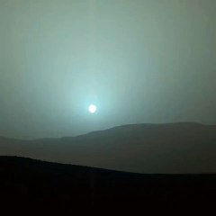 Mars'ta gün batımı. İlk kez bu kadar net