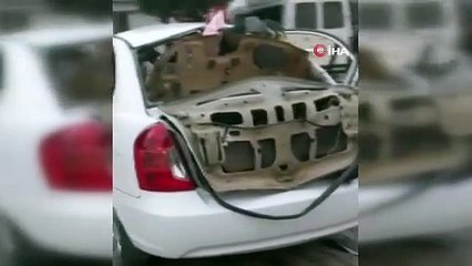 Çakmağı çaktı araç havaya uçtu