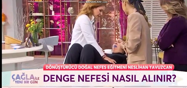 Çağla Şıkel canlı yayında gözyaşlarını tutamadı