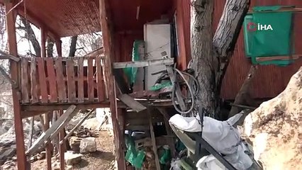 Deprem dev kayaları misket gibi yuvarladı