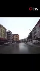 Yılmaz Özdil öyle bir paylaşım yaptı ki. Ülkeyi 20 yıl yönetip depremde olanları üzerlerine alınmayanlar böylece tarihe geçti