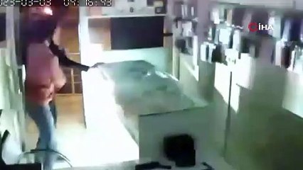 Hatay'da bekçiler hırsızları suçüstü yakaladı