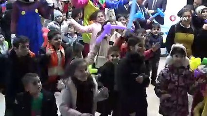 Depremzede çocuklara moral etkinliği