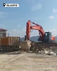 Yeni konutlar için ilk kazma vuruldu