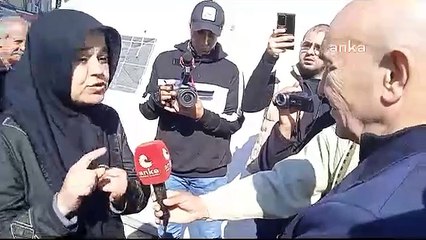 Depremzede sesimi kime duyuracağım diyerek isyan etti. Yardımlar yerine ulaşmıyor!