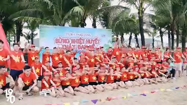 Quay phim xếp chữ Team Building Flycam | 1990 Media