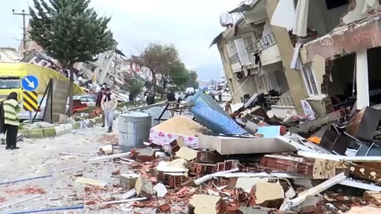 Yerle bir olan illerdeki skandal Sayıştay raporunda ortaya çıkardı. Tepeden tırnağa ihmaller silsilesi