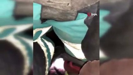 Enkaz altındaki çocuğun üşüyorum baba feryadı