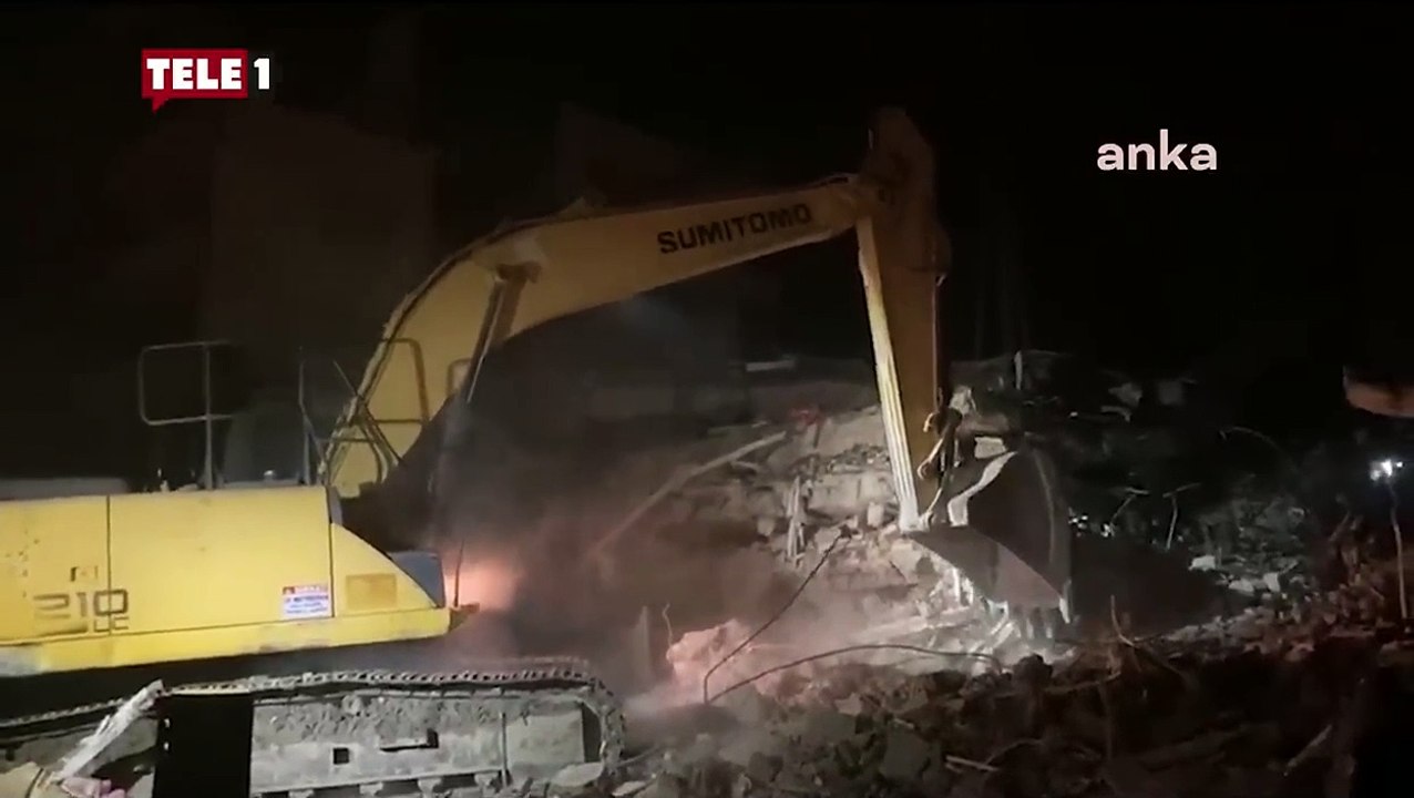 Burası yapayalnız bir şehir. Afad yok, yardım eden yok. İnsanlar kendi başlarıyla iş yapıyor. Barış Atay açıkladı