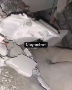 Adıyaman’da enkaz altında kalan genç: Yardım edin. Ölürsem hakkınızı helal edin benim size varsa helal olsun