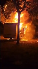 Vieste, paura in un campeggio sul lungomare: camper prende fuoco