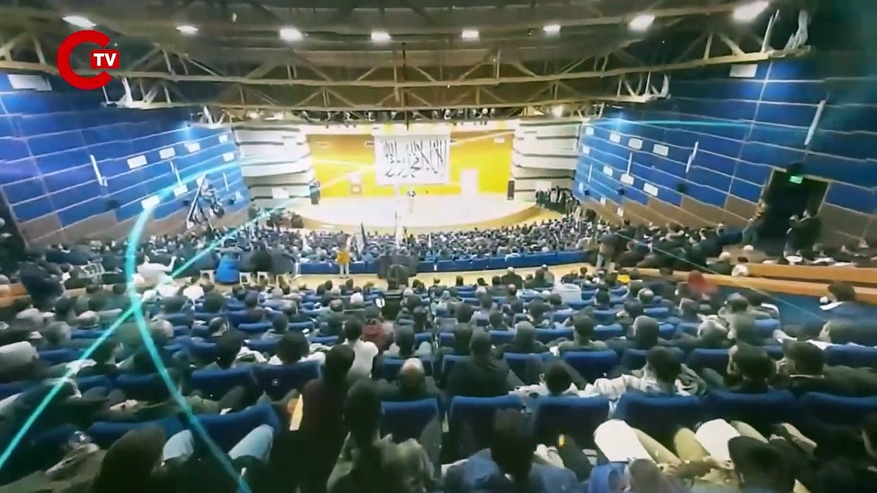 Meclis'e yürüme mesafesinde hilafet çağrısı. İki resmi parti de toplantıya katıldı