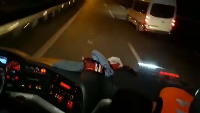 Beş günde beş kişiyi kurtaran ekibin otobüs görüntüleri paylaşıldı. Turhan Çömez açıkladı