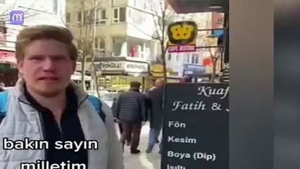 Mustafa Sarıgül’ün taklidini yaptı. Kıza bir vurdu kız ekrandan uçtu