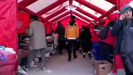 Sağlık Bakanı Koca: 10 ilimizde 77 sahra hastanesi kurduk