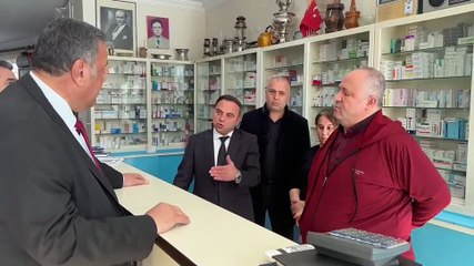 Vatandaş ilaç için karın çamurun ortasında 60 km yol gidiyor. CHP’li Gürer: Sağlıkta şiddete dönüşmeden önlem alınmalı