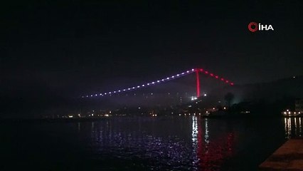 İstanbul Boğazı gemi trafiğine çift yönlü olarak kapatıldı