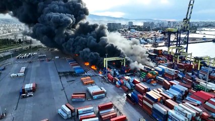 İskenderun Limanı'nda yangın devam ediyor