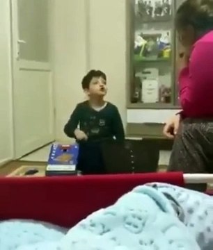 Annesine bir çocuğun nasıl olması gerektiğini anlattı. Annesinin ağzı açık kaldı