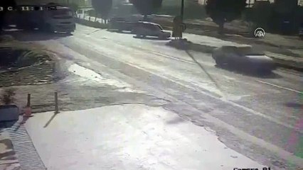 TIR'ların çarpıştığı kazanın kamera kayıtları ortaya çıktı