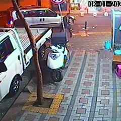 Holigan terörü! Derbi sonrası yoldan geçen kişiye bıçaklı saldırı