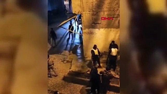 Namaza giden gence polis tokat atan 2 polis açığa alındı