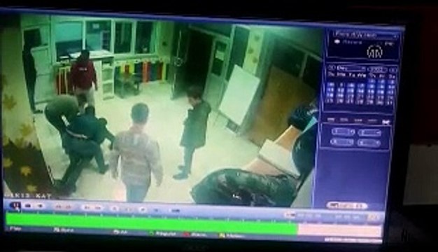 Soluk borusuna sakız kaçan öğrenciyi Heimlich manevrası ile kurtardı