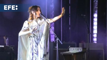 PJ Harvey convence y enciende las Noches del Botánico en Madrid