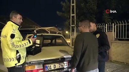 Adana polisinden alkollü sürücüye 'üfleme' dersi
