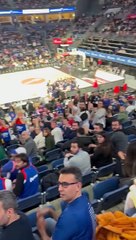 Ekrem İmamoğlu Saraçhane'den Efes maçına gitti. Salon alkıştan inledi