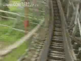 ASKA montagne russe looping  roller coaster
