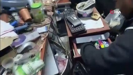 İzmir'de tefecilere operasyon