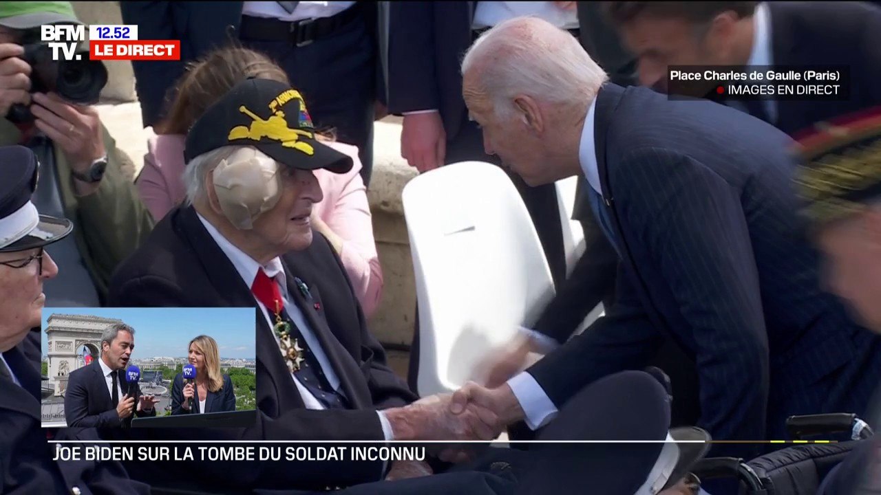Joe Biden et Emmanuel Macron saluent des vétérans sous l'Arc de Triomphe