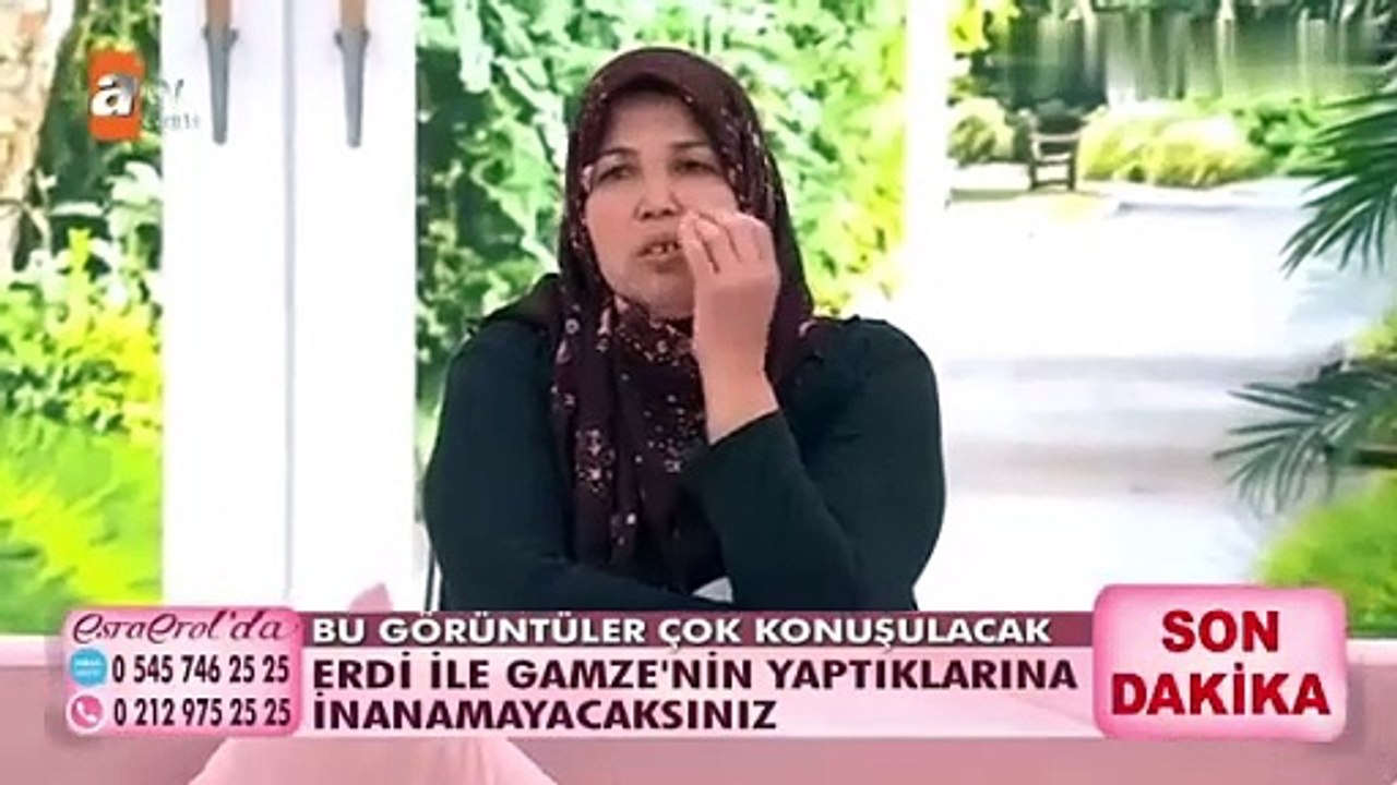 Esra Erol'da ortalık karıştı. Anne, canlı yayında kızını terlikle kovaladı