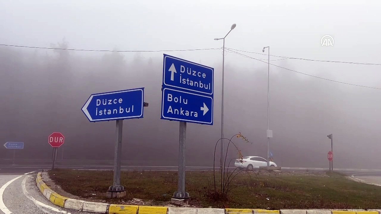 Bolu Dağı’nda sis engeli! Mesafe 25 metreye düştü