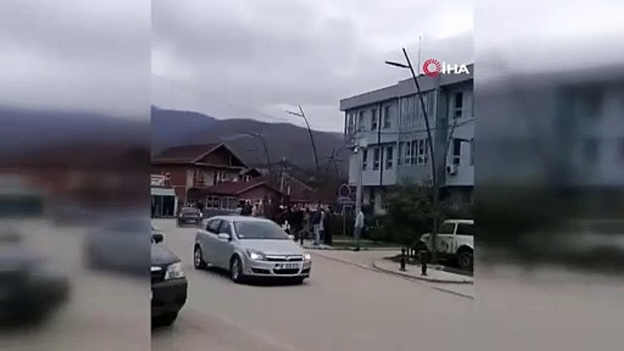 Kosova’nın kuzeyinde patlama ve silah sesleri   
