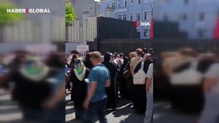 Yer Esenler: YKS’ye geç kalan öğrenci kapıya tırmanarak içeri girmek istedi