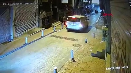 Maskeli Beşler filmi gerçek oldu. Bariyerle yol kapatıp soygun yaptılar