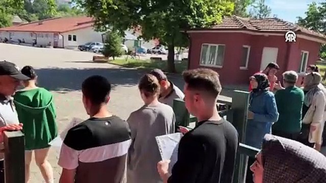 Okulu karıştırdı, YKS'ye polis ekipleri yetiştirdi