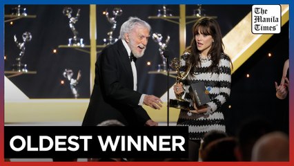 Dick Van Dyke becomes the oldest Daytime Emmy winner at age 98 for guest role on 'Days of Our Lives'